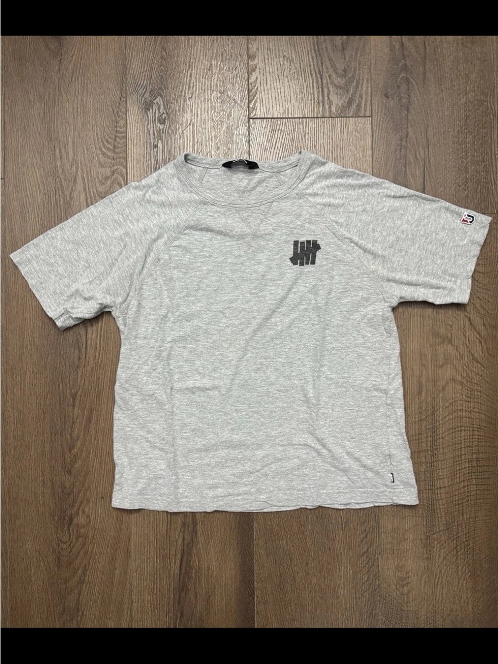 Undefeated Heather Gray Short-Sleeve Logo Tee